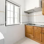 Corner House * Nazare