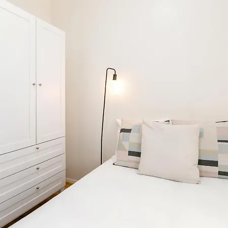 Corner House Апартаменты Назаре