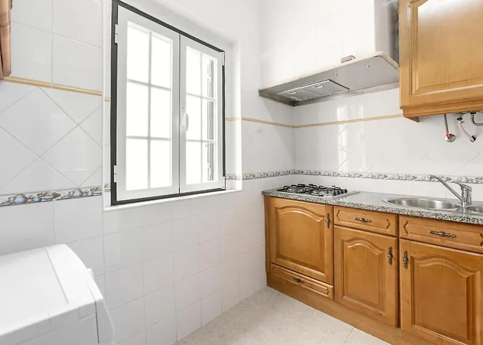 Corner House * Nazaré